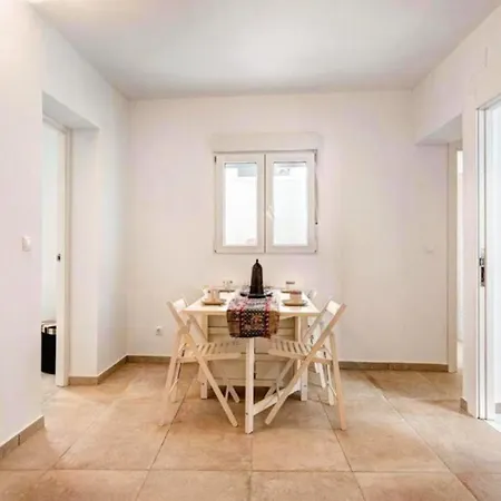 Apartamento Luna 3 - Solo Familias O Parejas -55m2 - No Grupos