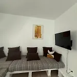 Luna 3 - Solo Familias O Parejas -55m2 - No Grupos